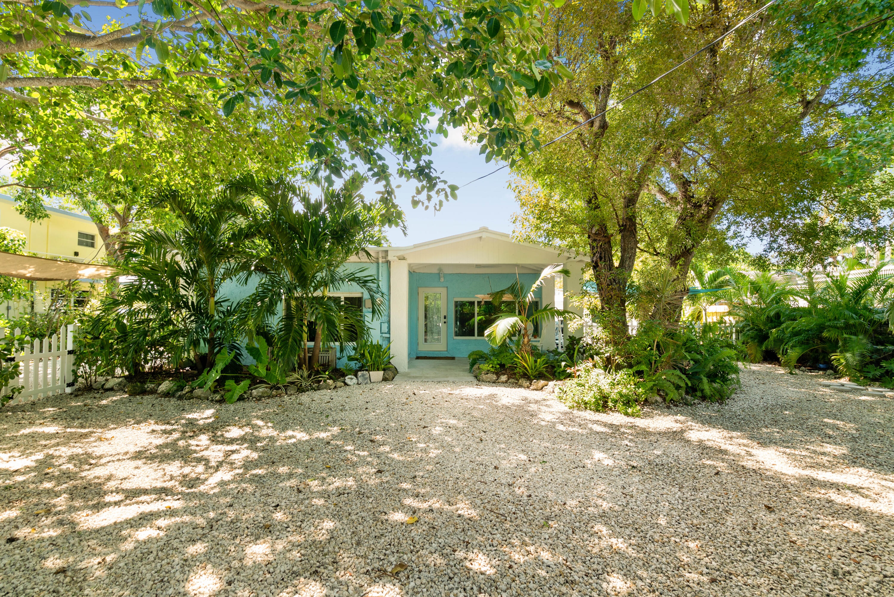 23 Seagate Boulevard Key Largo, FL 33037 - Photo 16 of 41 Welcome home!