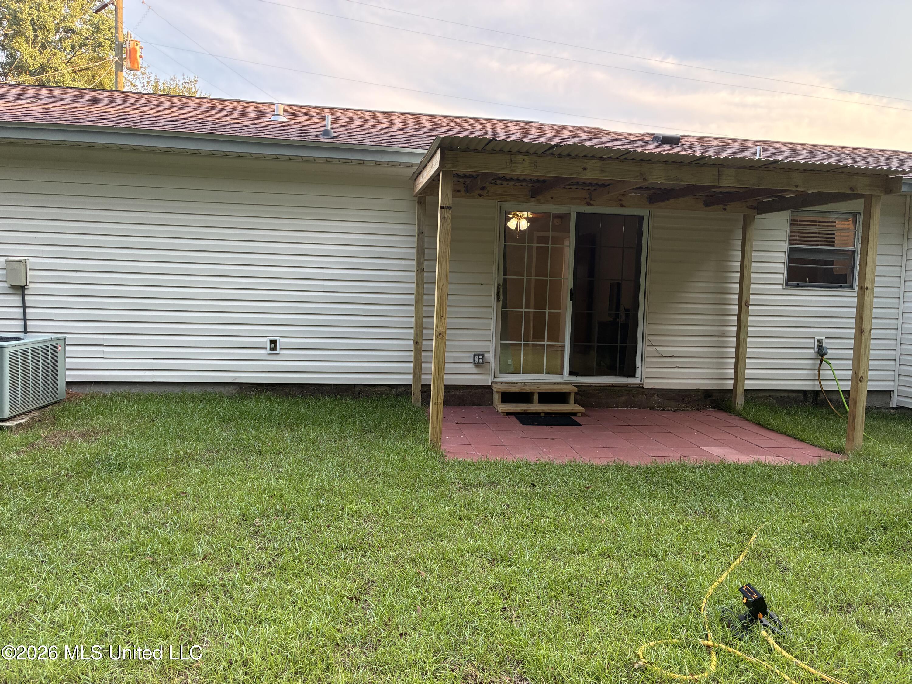 3201 Riverbend Road Moss Point, MS 39562 - Photo 56 of 59 IMG_1631
