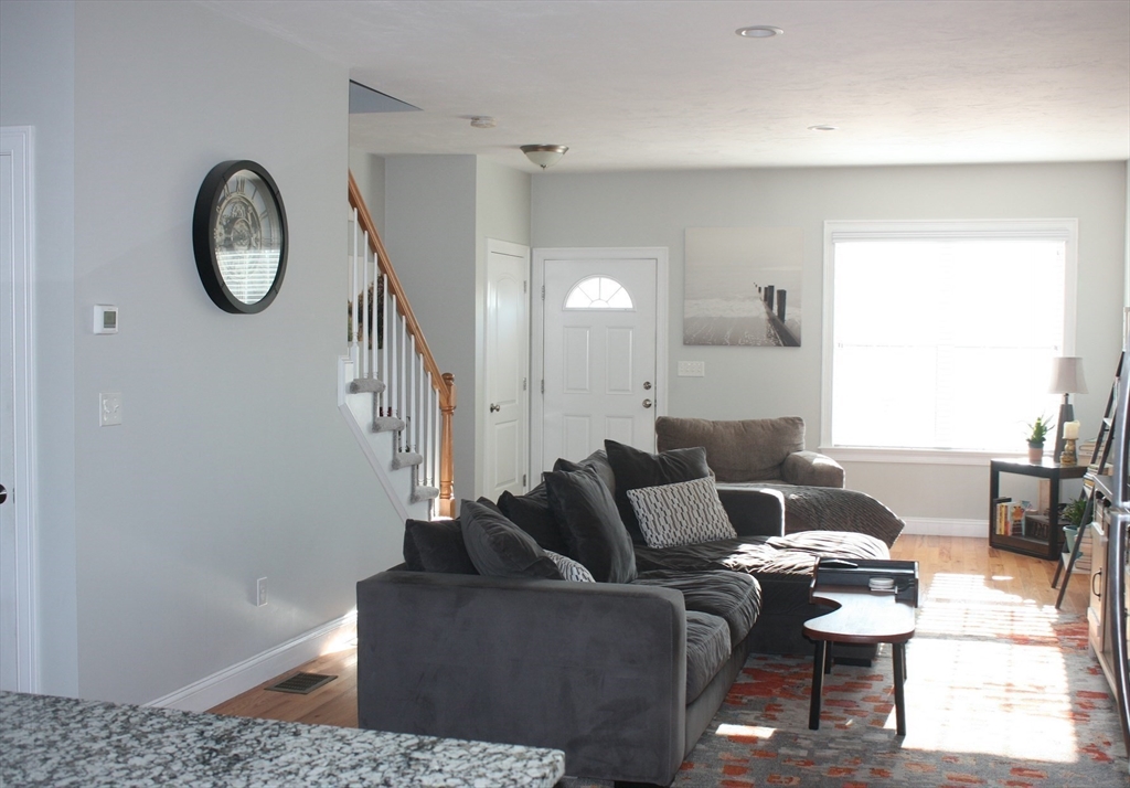 34 Beaver Pond Road, Unit 39 Milford, MA 01757 - Photo 3 of 6 Gallery Image 3