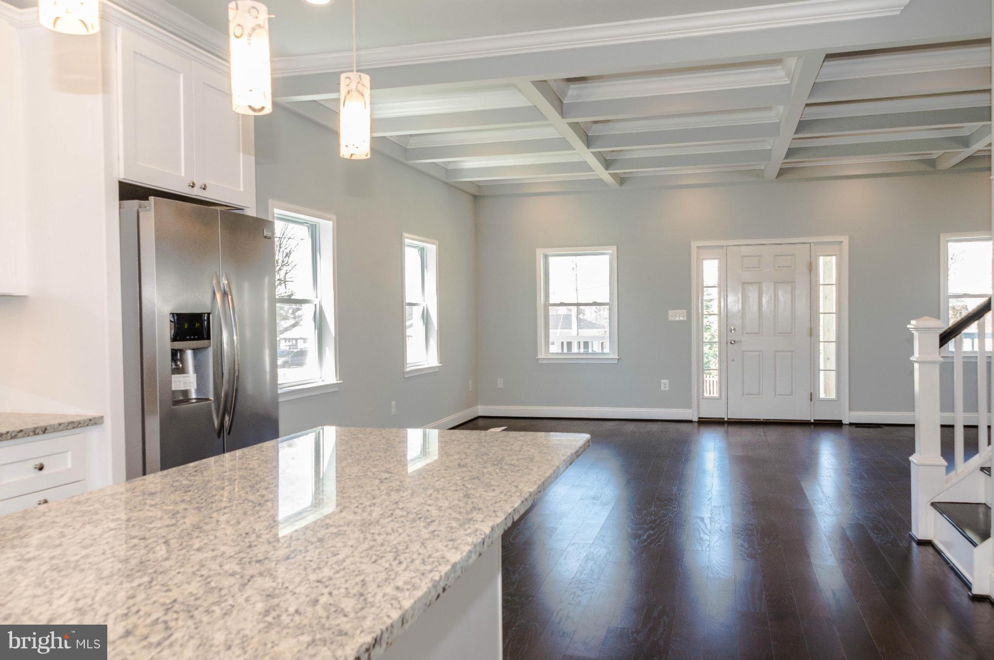 925 Oakleigh Beach Road Baltimore, MD 21222 - Photo 13 of 26 Interior (General)