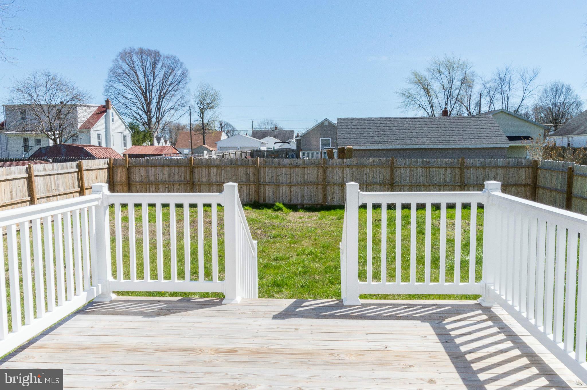 925 Oakleigh Beach Road Baltimore, MD 21222 - Photo 21 of 26 Exterior (Rear)