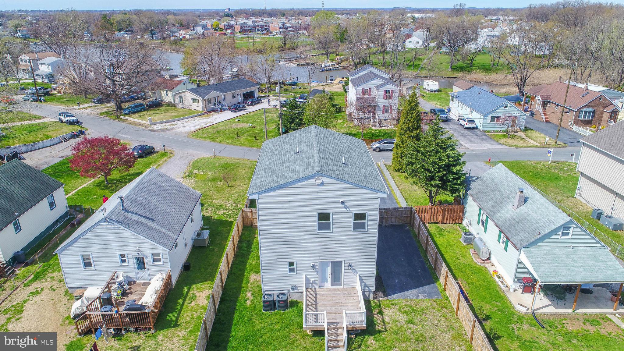 925 Oakleigh Beach Road Baltimore, MD 21222 - Photo 24 of 26 Exterior (Rear)