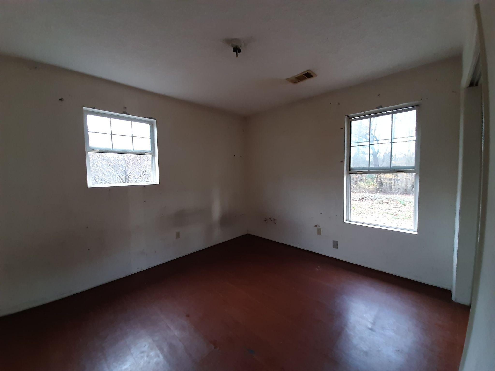 646 East Ravenscroft Road Sparta, TN 38583 - Photo 8 of 16 Gallery Image 8
