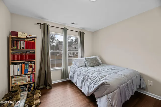 $2,050 | 211 Lynden Lane, New Bern, NC 28560