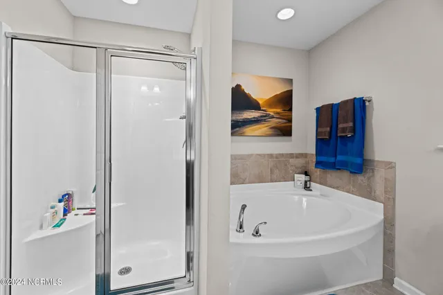 $2,050 | 211 Lynden Lane, New Bern, NC 28560