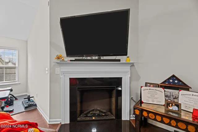 $2,050 | 211 Lynden Lane, New Bern, NC 28560