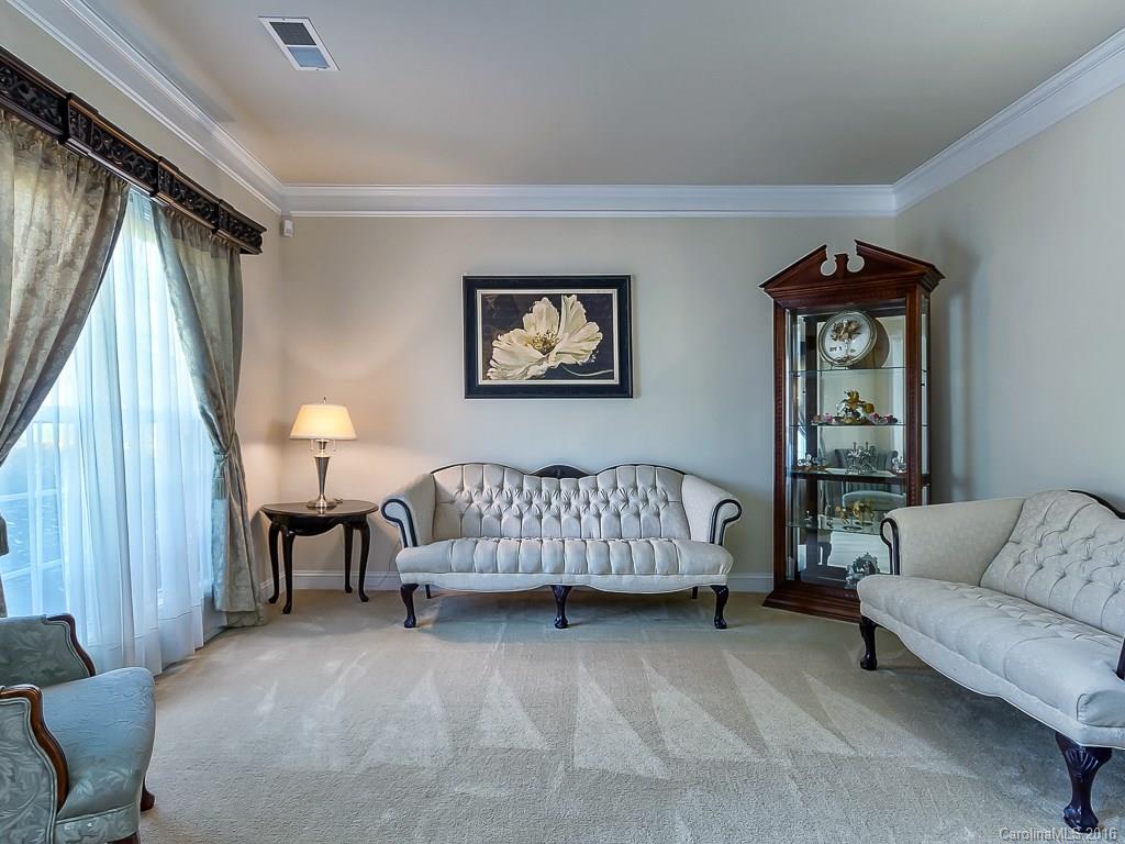 10503 Greenhead View Road, Unit 217 Charlotte, NC 28262 - Photo 2 of 23 Gallery Image 2