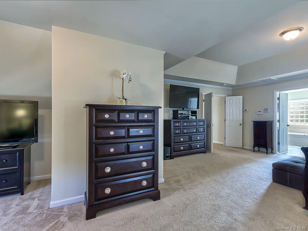 10503 Greenhead View Road, Unit 217 Charlotte, NC 28262 - Photo 14 of 23 Gallery Image 14
