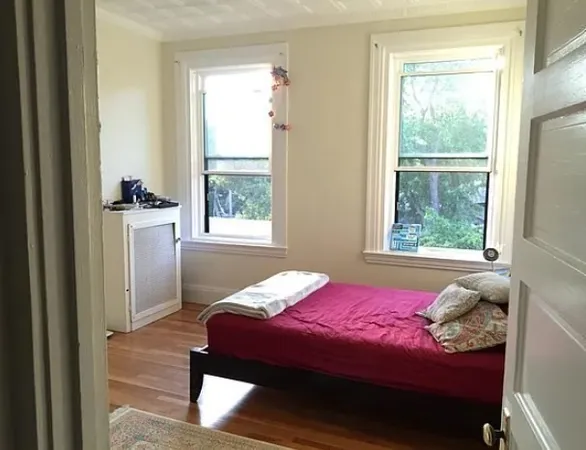 $2,800 | 1056 Beacon Street, Unit 15, Brookline, MA 02446