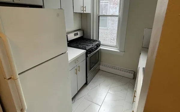 $2,800 | 1056 Beacon Street, Unit 15, Brookline, MA 02446