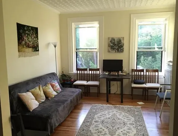 $2,800 | 1056 Beacon Street, Unit 15, Brookline, MA 02446