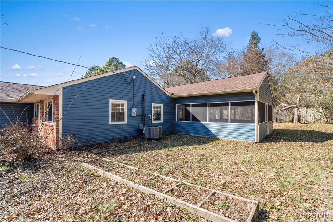 810 Riverside Drive Lanexa, VA 23089 - Photo 13 of 38 Gallery Image 13