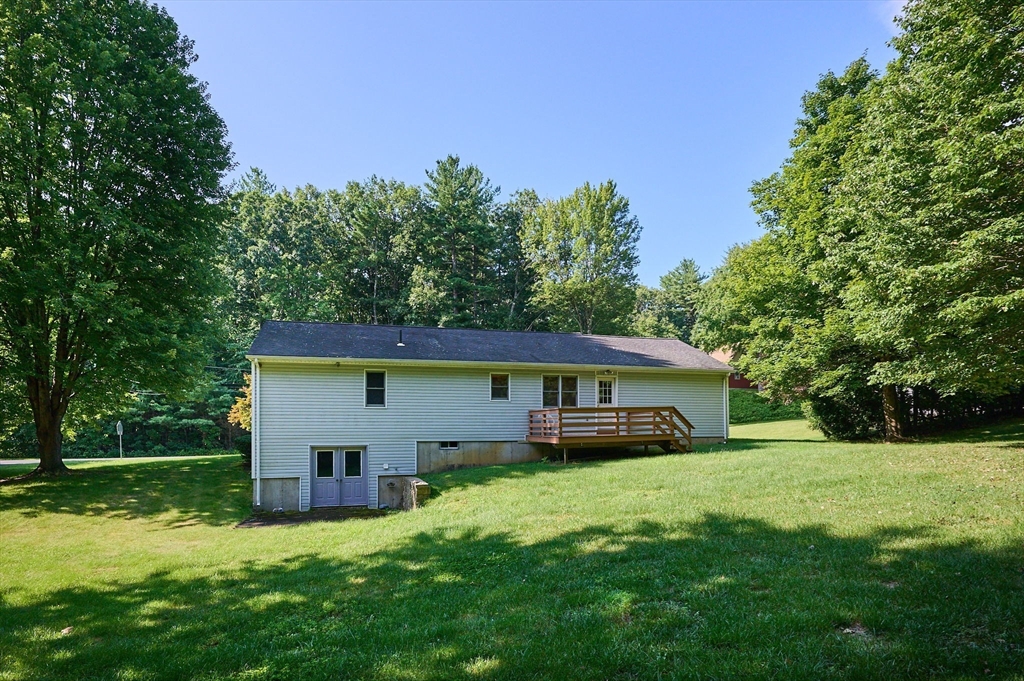 22 Gunn Road Southampton, MA 01073 - Photo 23 of 31 Gallery Image 23