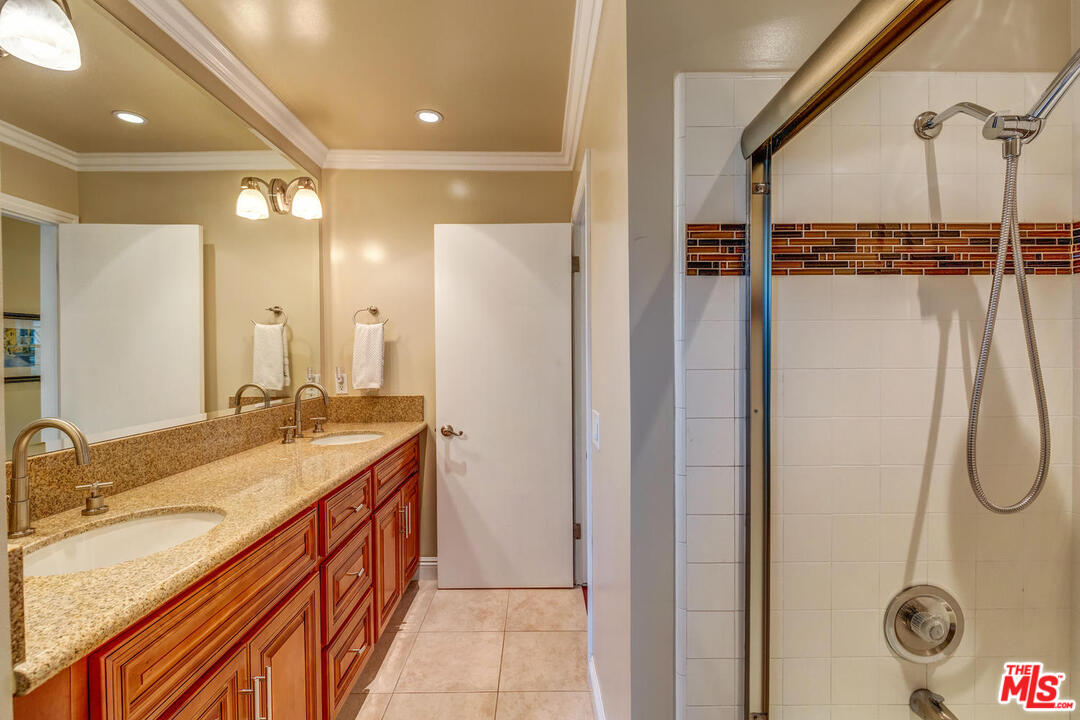 70 Club Road Pasadena, CA 91105 - Photo 23 of 37