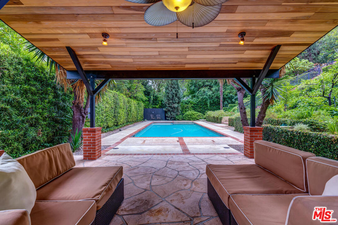 70 Club Road Pasadena, CA 91105 - Photo 33 of 37