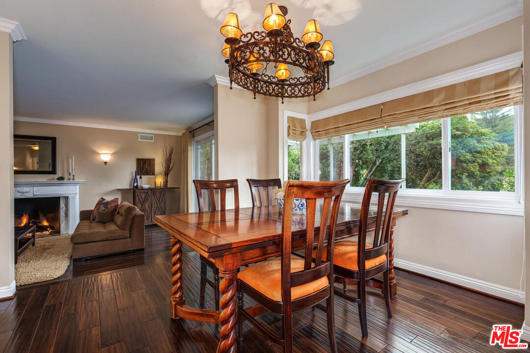 70 Club Road Pasadena, CA 91105 - Photo 8 of 37