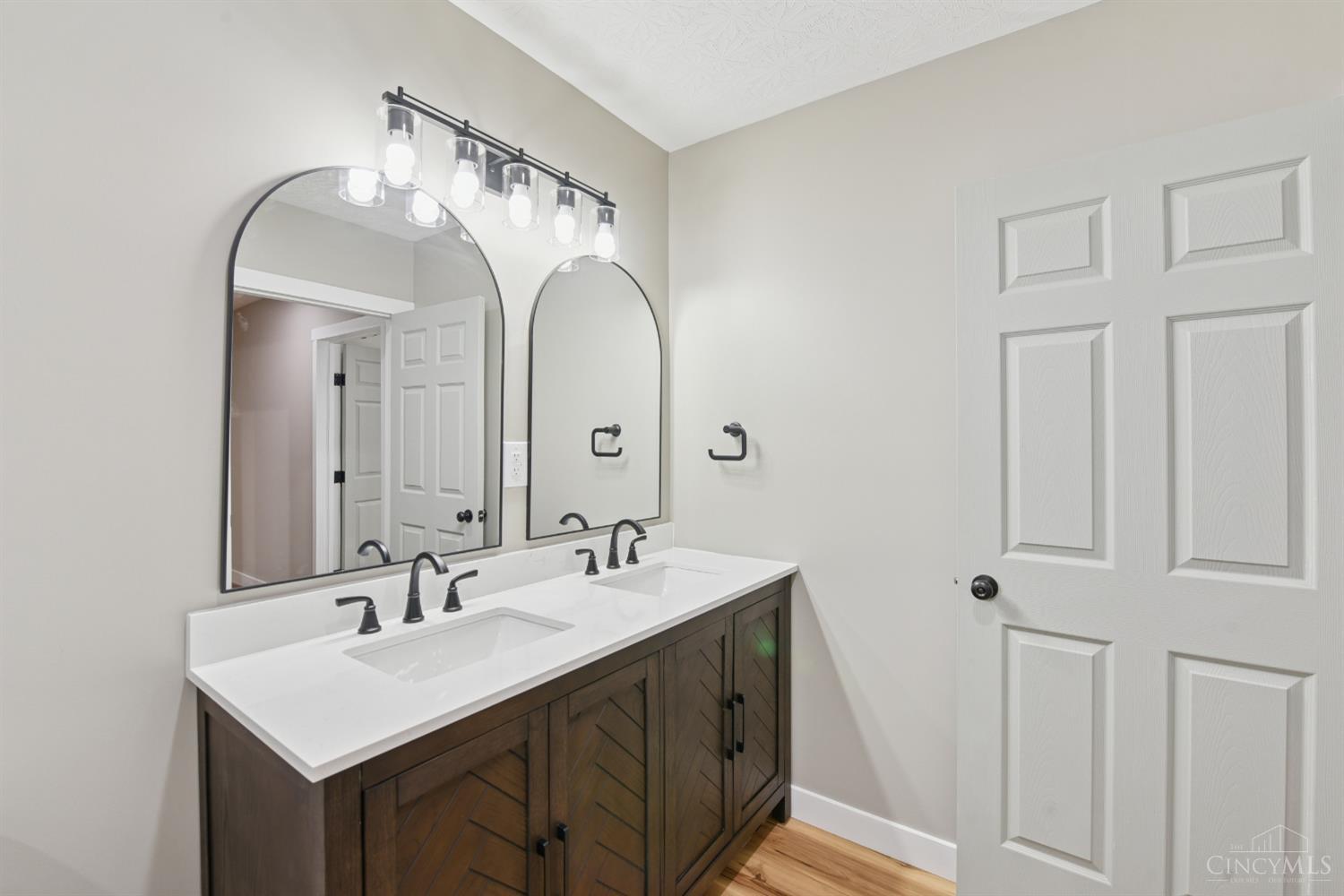2545 Cliff Road North Bend, OH 45052 - Photo 21 of 55