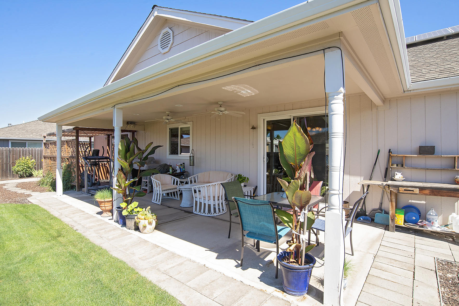 2462 Rabun Way Central Point, OR 97502 - Photo 19 of 31 Rear Patio with Hot Tub and Mister