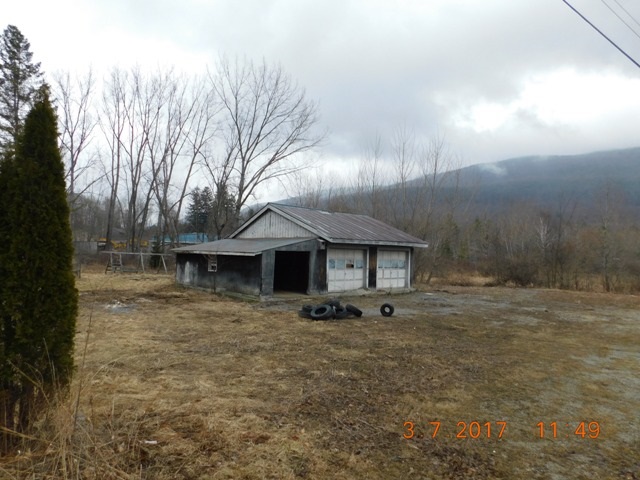 737 Cascade Road Danby, VT 05739 - Photo 3 of 10 Gallery Image 3