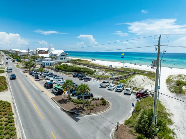 $645,000 | 12 Corte Lago, Santa Rosa Beach, FL 32459