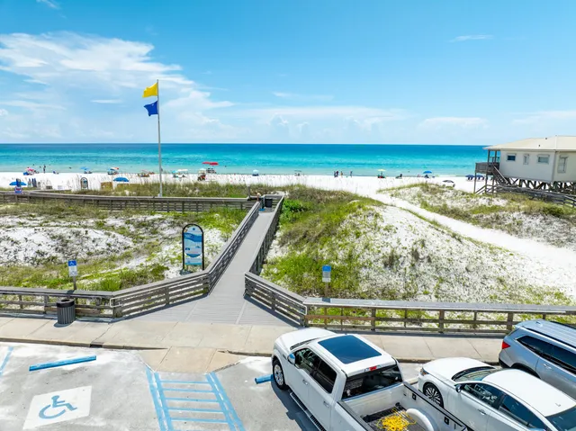 $645,000 | 12 Corte Lago, Santa Rosa Beach, FL 32459