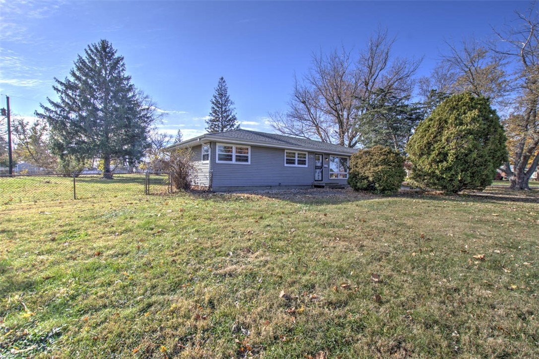 191 Grove Road Decatur, IL 62521 - Photo 1 of 28