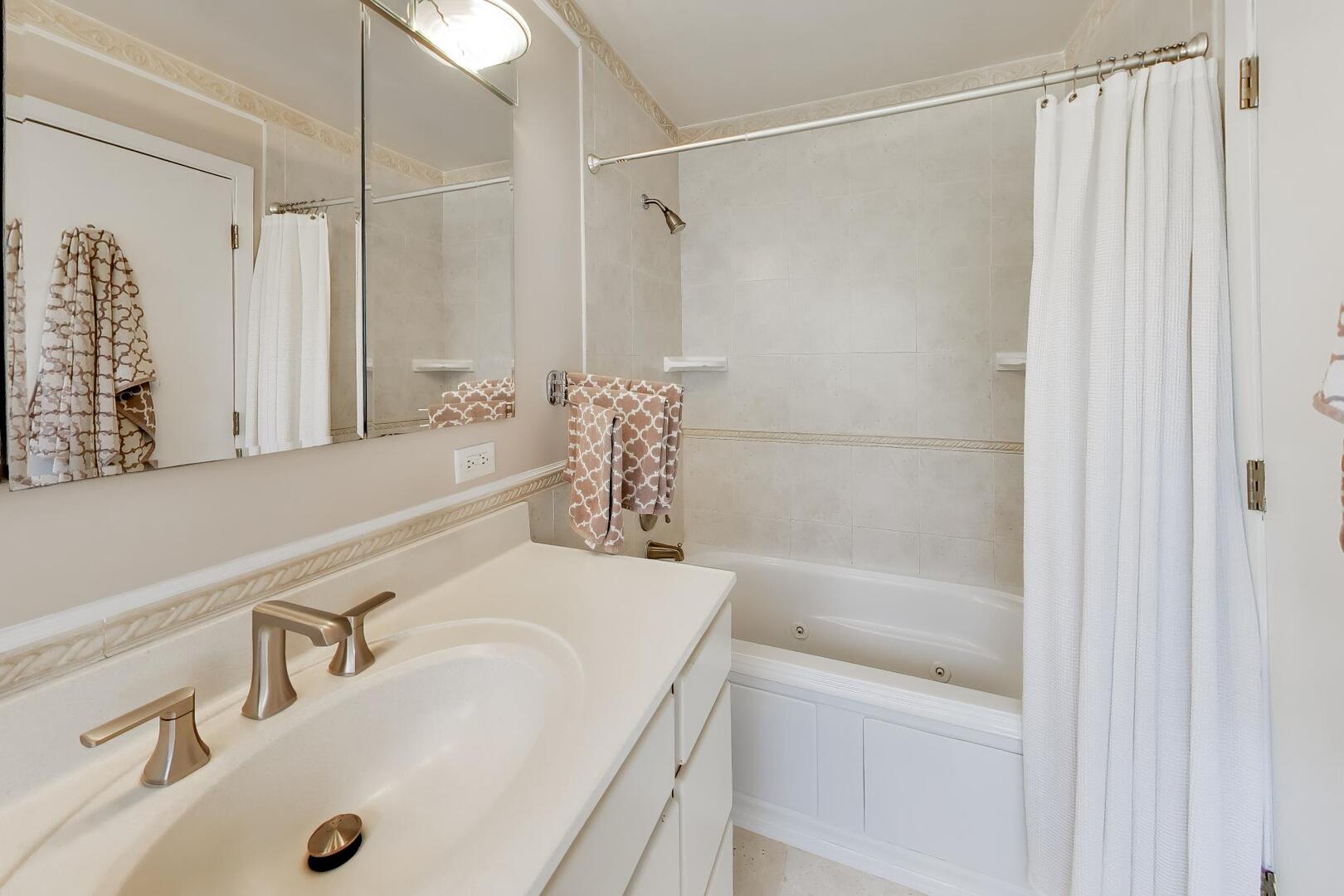 6501 Raintree Court Lisle, IL 60532 - Photo 23 of 45