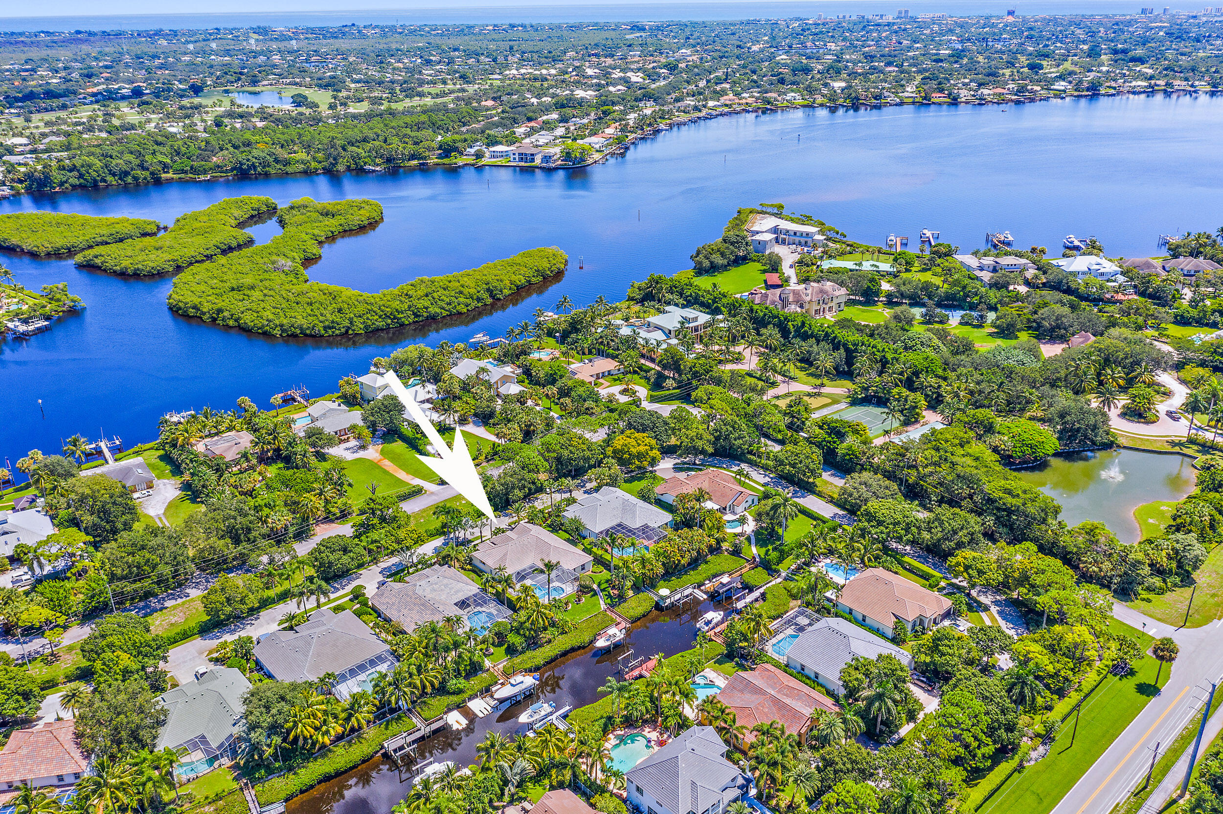 19866 Loxahatchee Pointe Drive Jupiter, FL 33458 - Photo 26 of 43