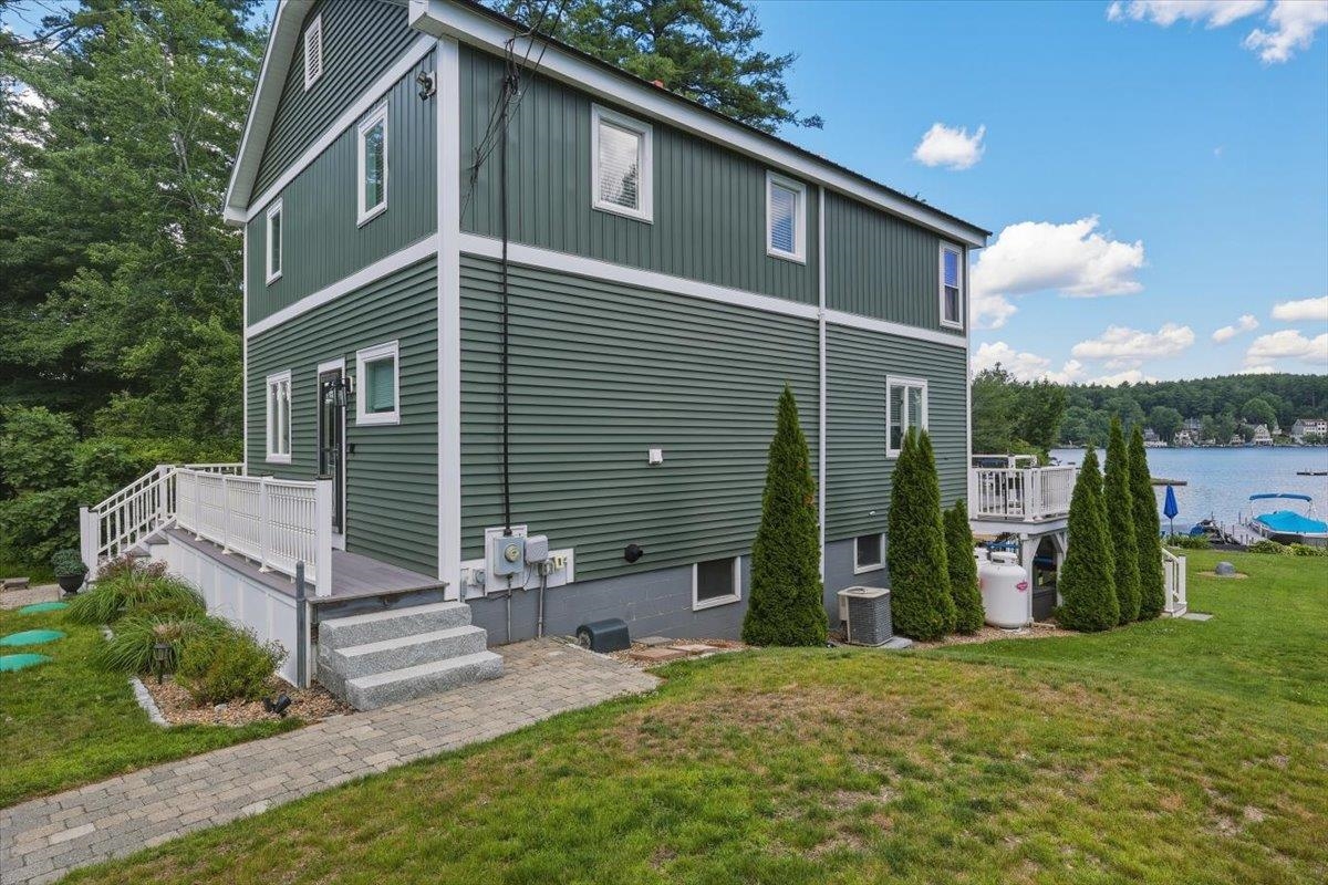 10 Cross Street Windham, NH 03087 - Photo 5 of 47