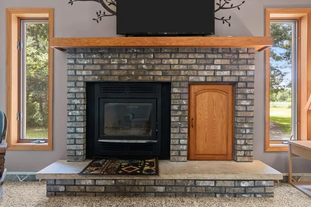 $599,900 | N6215 3rd Drive, Plainfield, WI 54966