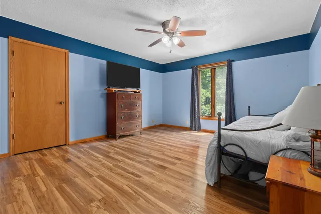 $599,900 | N6215 3rd Drive, Plainfield, WI 54966