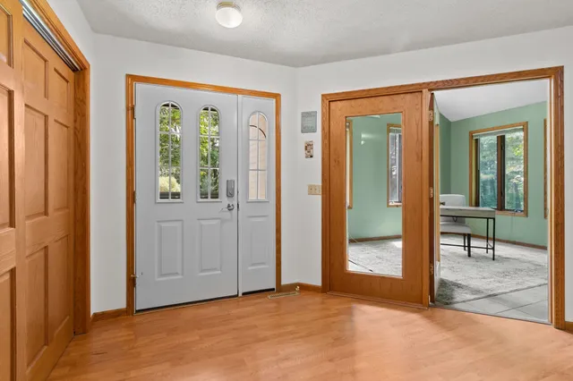 $599,900 | N6215 3rd Drive, Plainfield, WI 54966