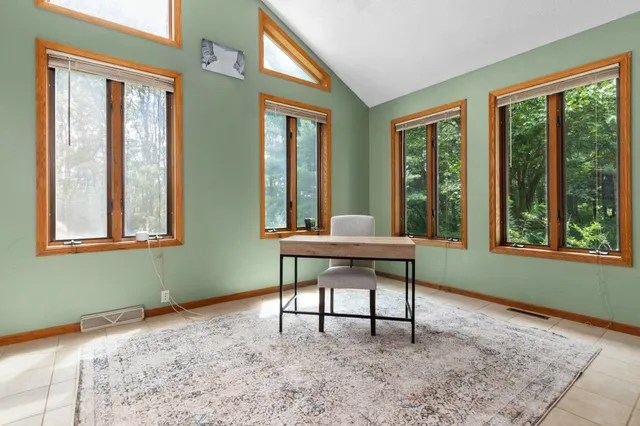 $599,900 | N6215 3rd Drive, Plainfield, WI 54966