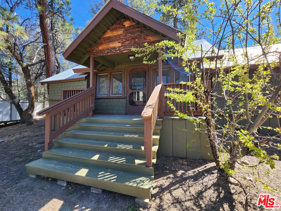 809 Talmadge Road Big Bear Lake, CA 92315 - Photo 6 of 48