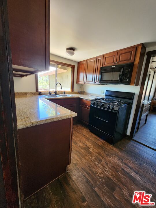 809 Talmadge Road Big Bear Lake, CA 92315 - Photo 9 of 48