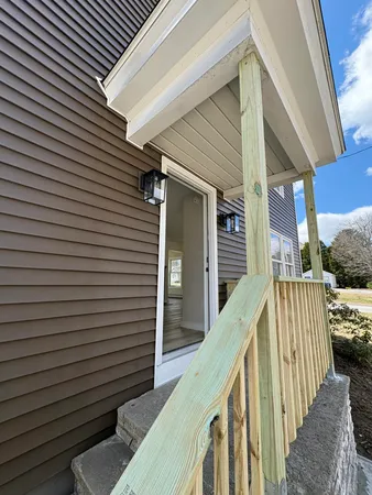 $329,000 | 42 Jefferson Street, Auburn, ME 04210