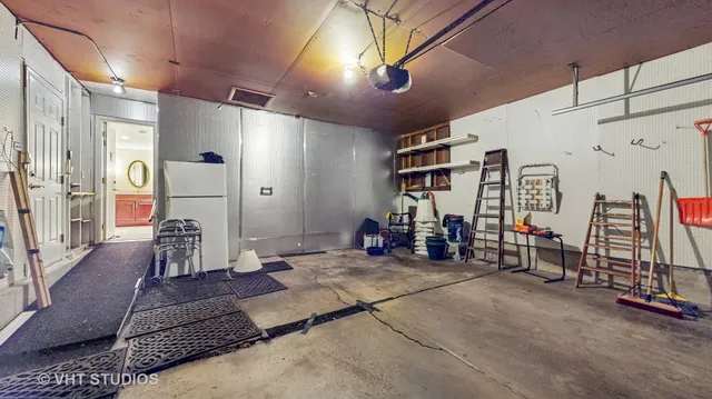 $389,000 | 4 Eton On Oxford Street, Rolling Meadows, IL 60008