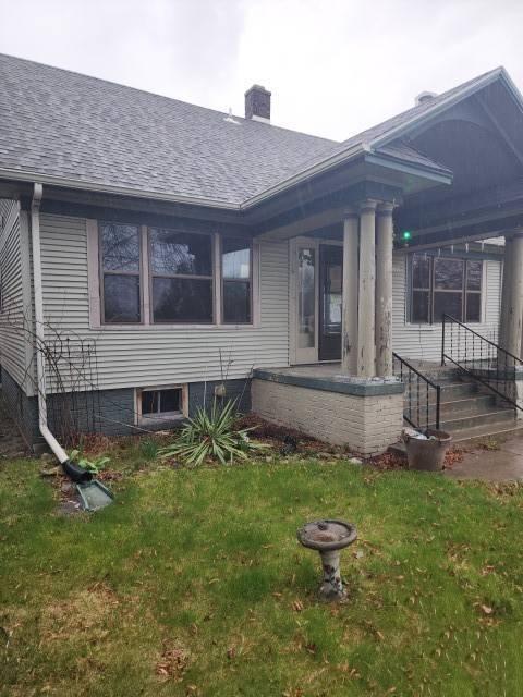 2202 Henry Street Sheboygan, WI 53081 - Photo 3 of 15 TRL271-1184598849