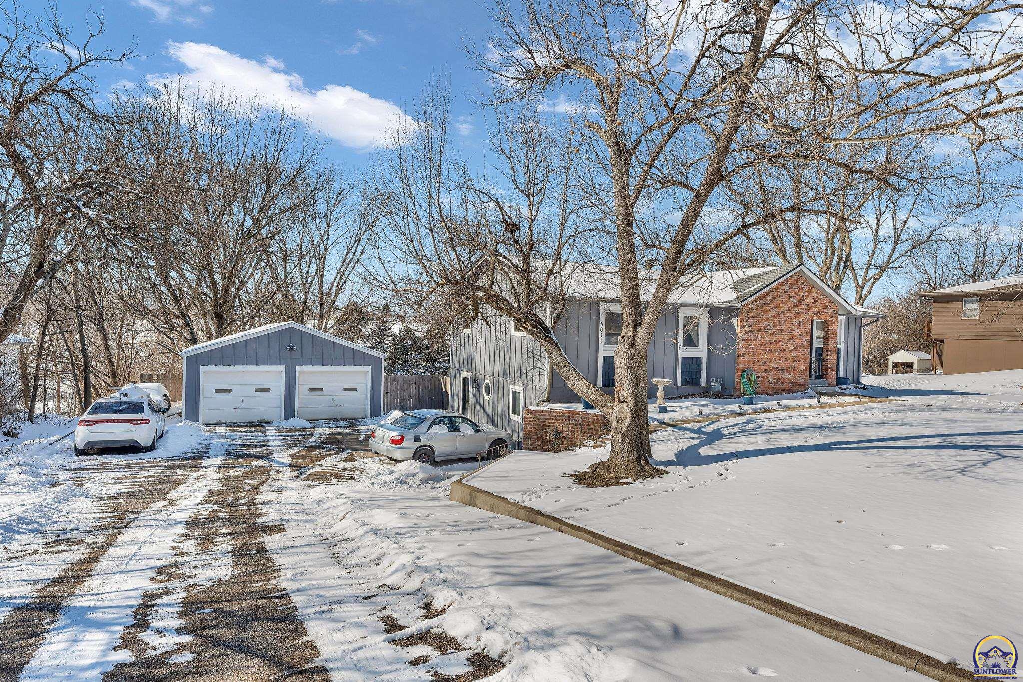 5011 Northwest Brickyard Road Topeka, KS 66618 - Photo 1 of 21