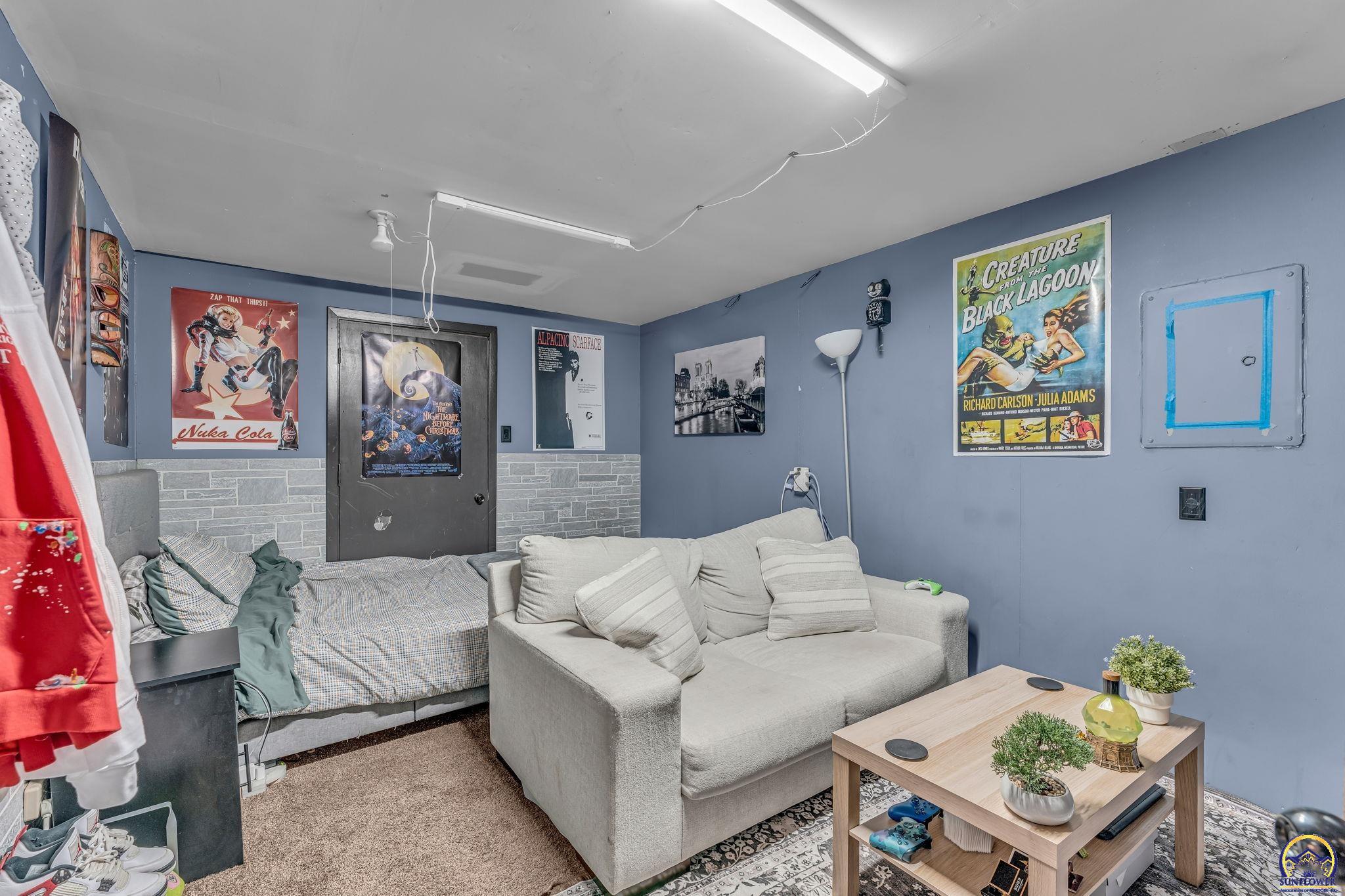 5011 Northwest Brickyard Road Topeka, KS 66618 - Photo 16 of 21