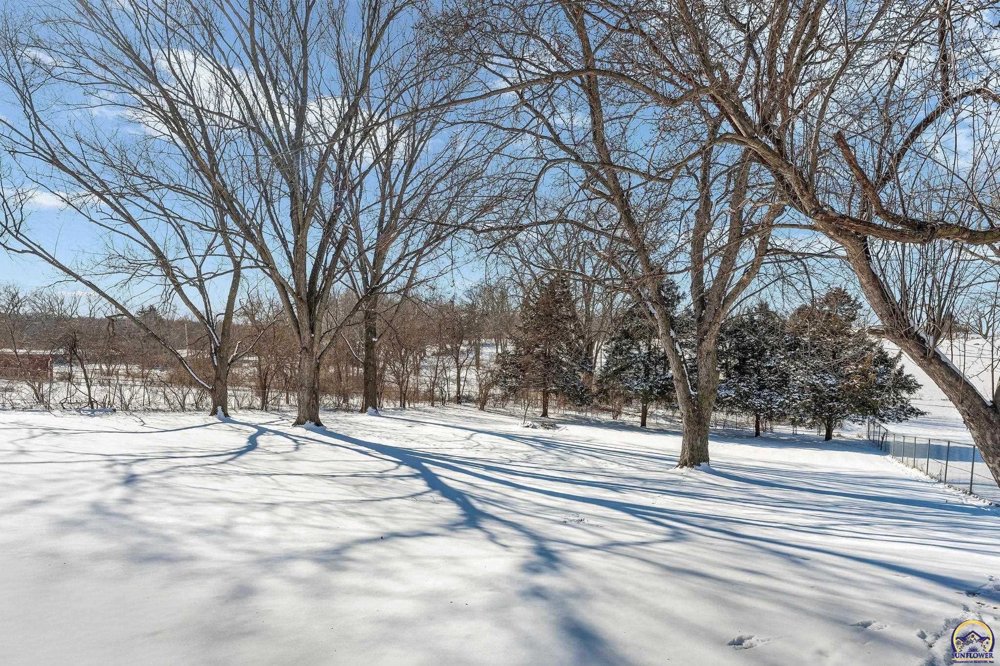 5011 Northwest Brickyard Road Topeka, KS 66618 - Photo 20 of 21