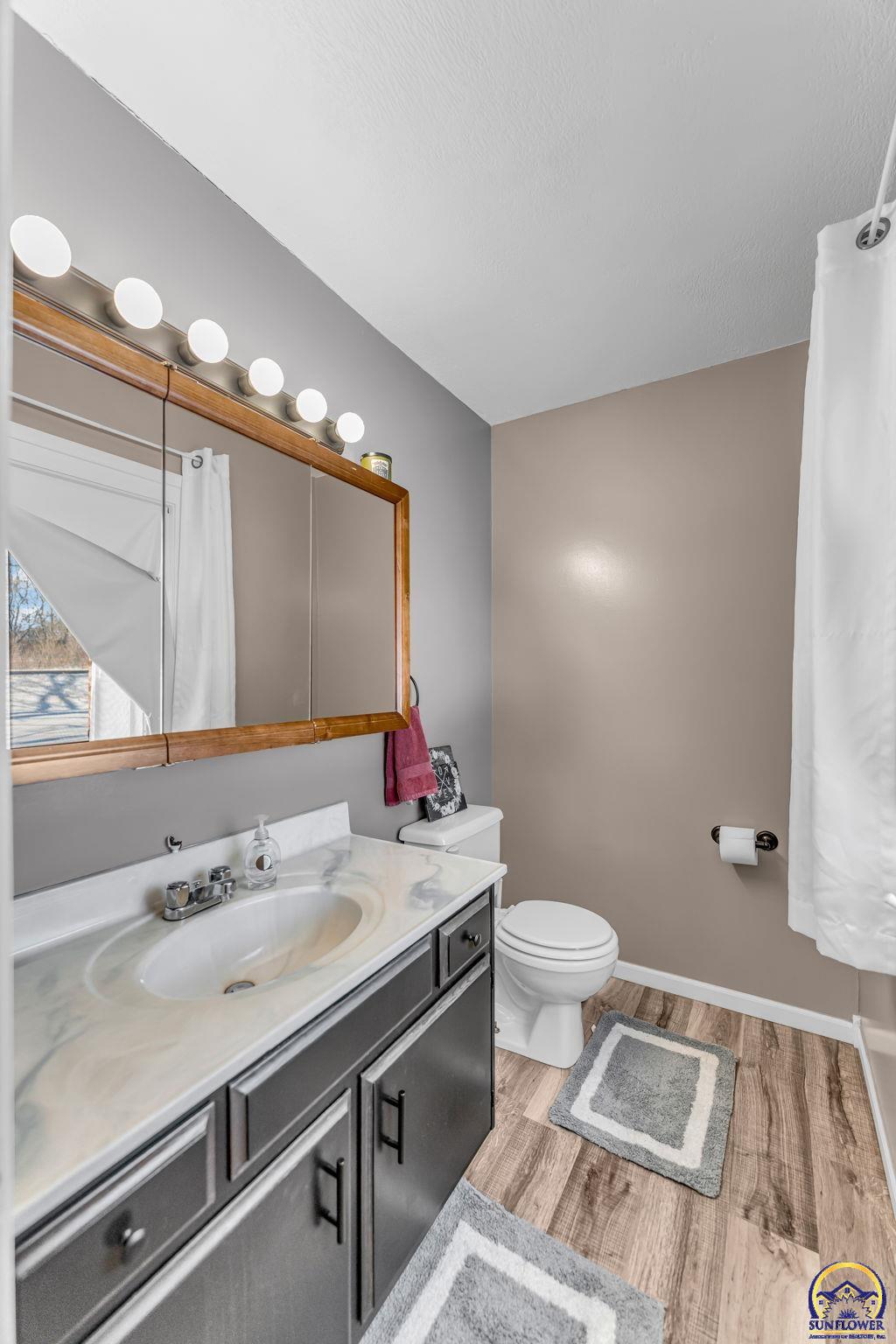 5011 Northwest Brickyard Road Topeka, KS 66618 - Photo 10 of 21