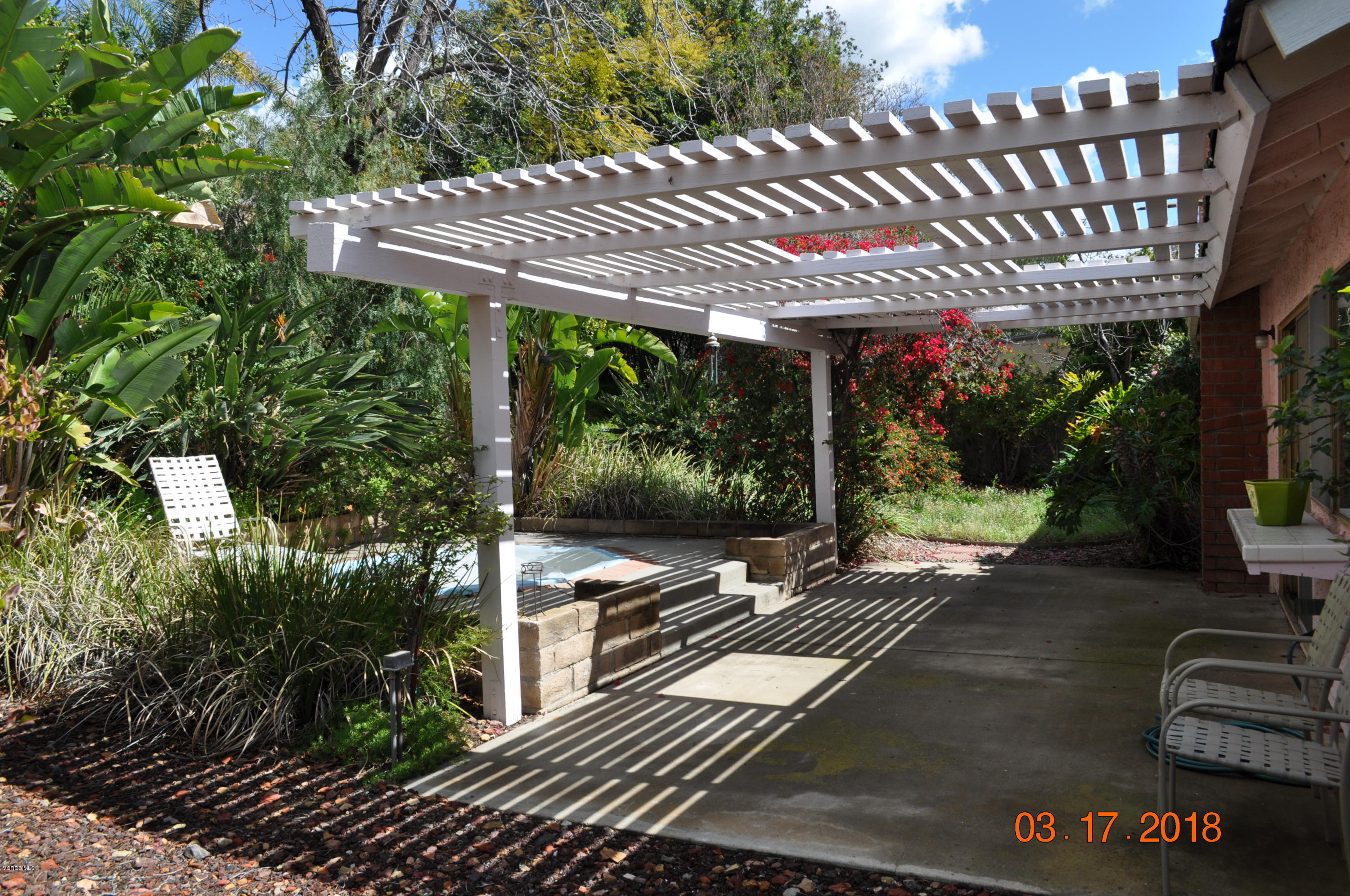 4875 Summit Avenue Simi Valley, CA 93063 - Photo 13 of 13 backyard