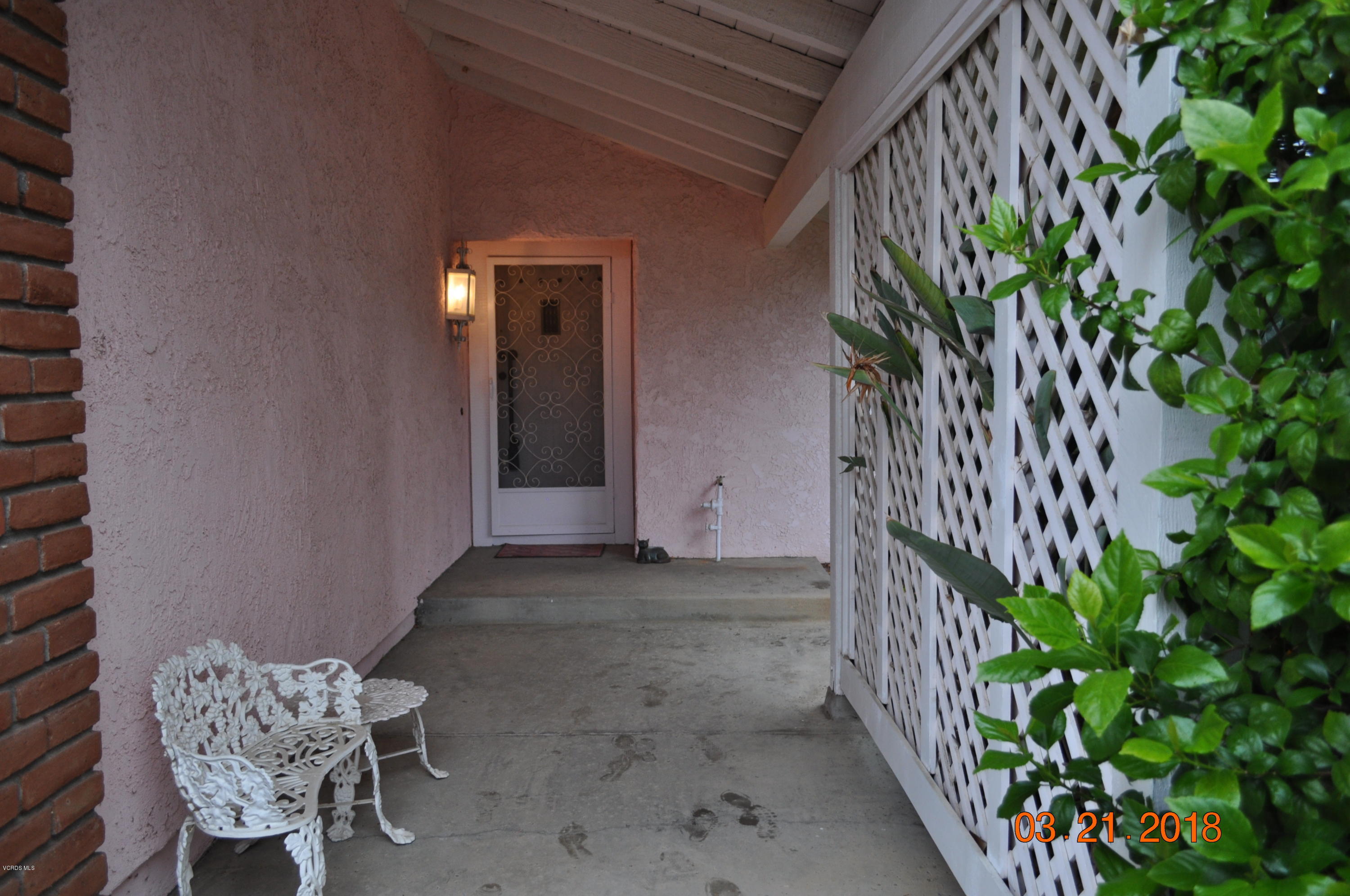 4875 Summit Avenue Simi Valley, CA 93063 - Photo 4 of 13 Summit front 3