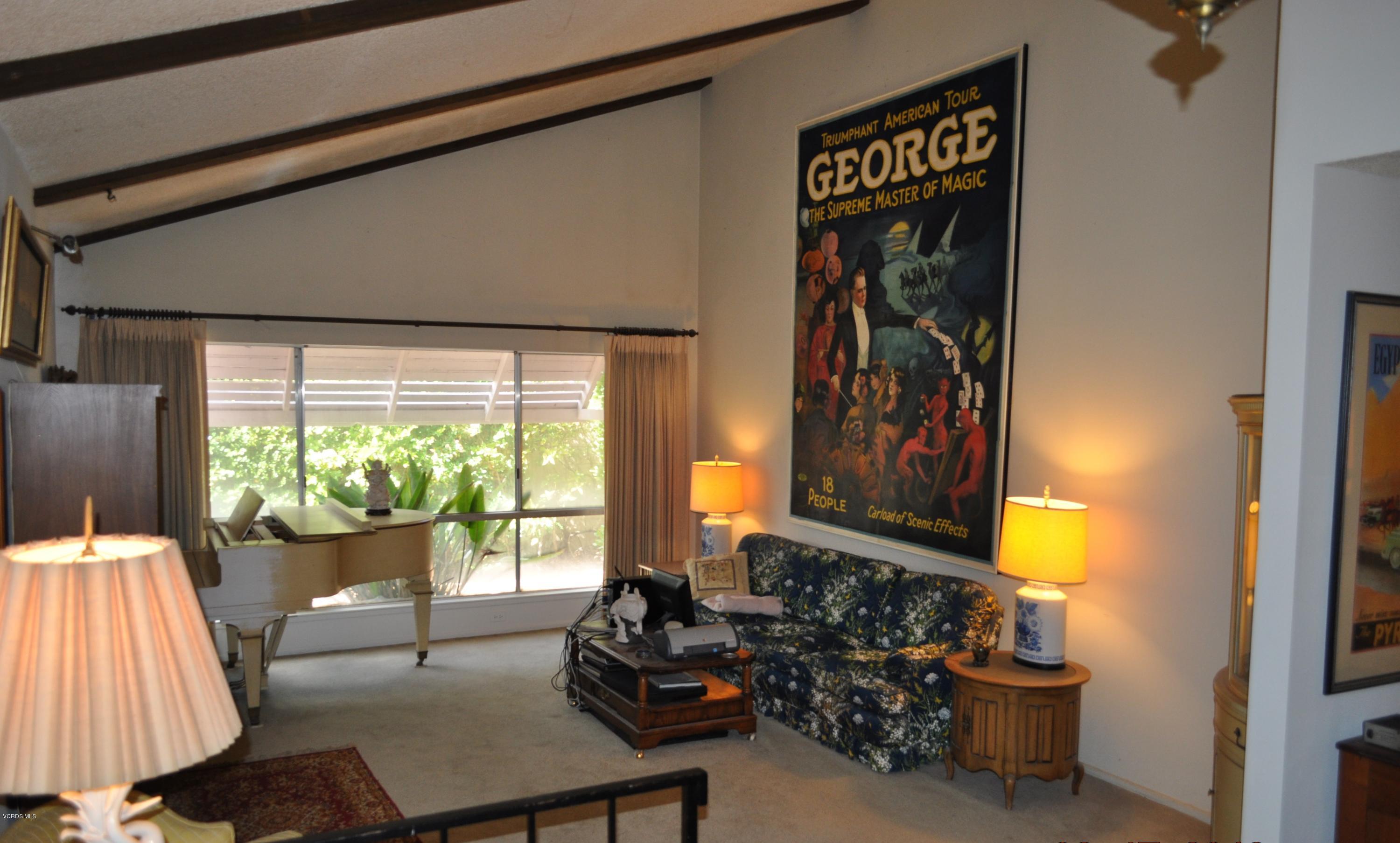 4875 Summit Avenue Simi Valley, CA 93063 - Photo 5 of 13 family room