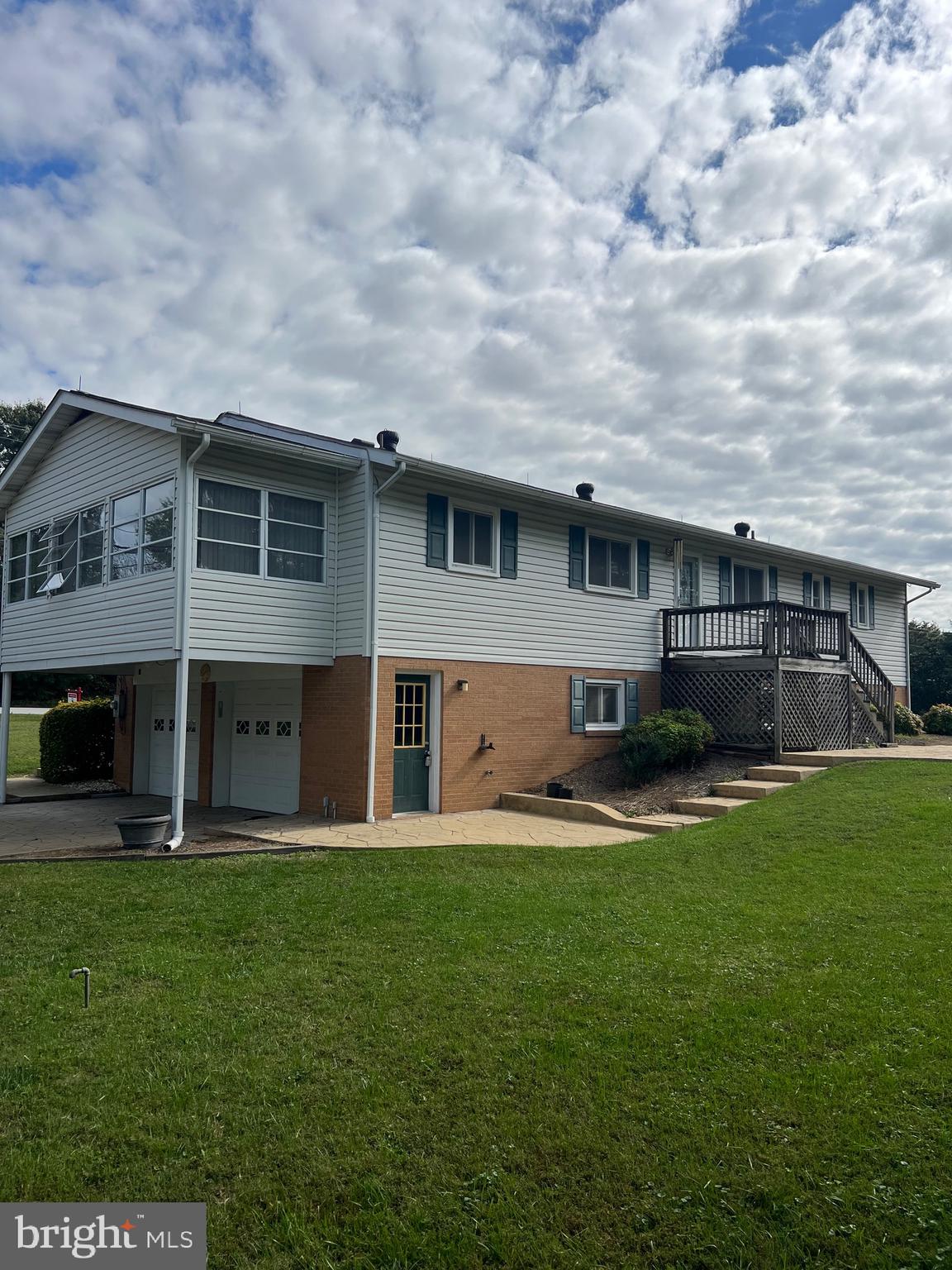 21925 Budds Creek Road Leonardtown, MD 20650 - Photo 3 of 31 A lot of house