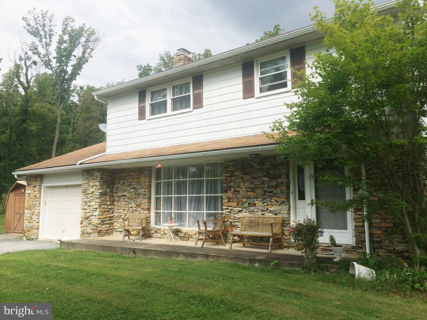 117 Bran Road Reading, PA 19608 - Photo 2 of 18