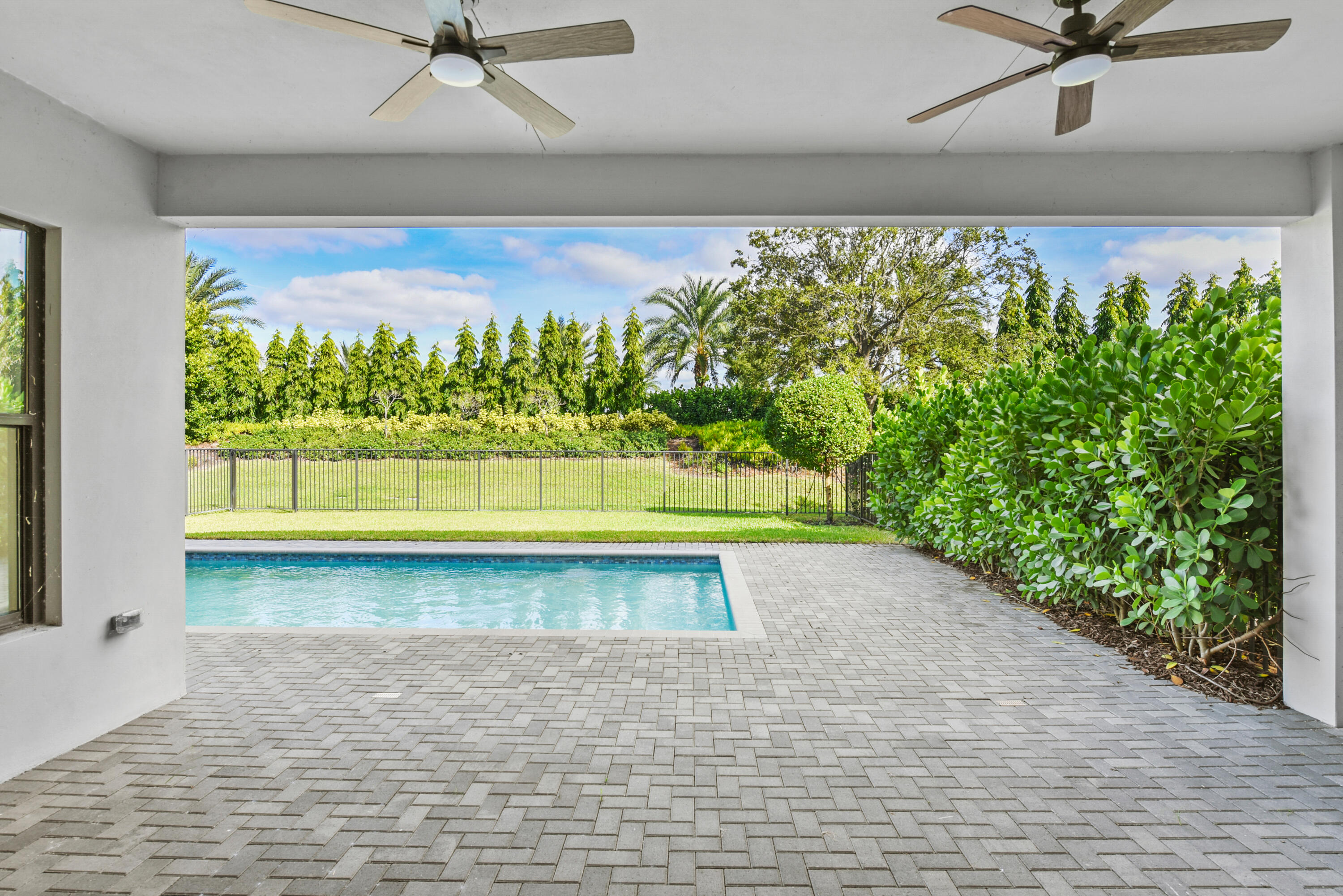 20318 Castle Stuart Avenue Boca Raton, FL 33434 - Photo 17 of 48 20318 Castle Stuart Ave__20