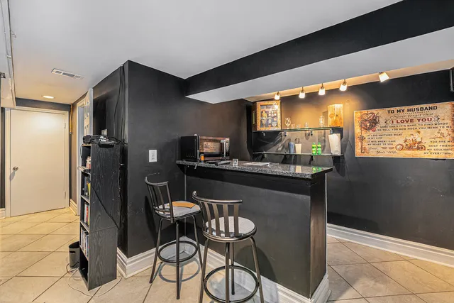 $259,000 | 309 Streamside Drive, Harvey, IL 60426