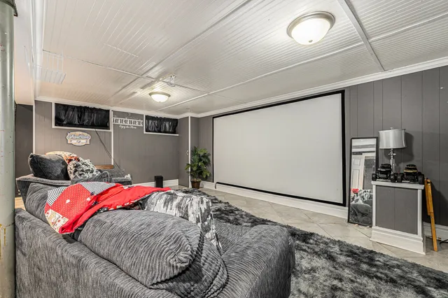 $259,000 | 309 Streamside Drive, Harvey, IL 60426